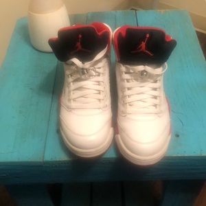 Jordan 5s fire red size 7.5 great condition